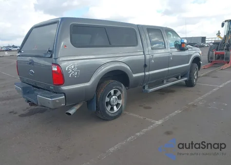 2011 Ford F-250 Lariat z USA, uszkodzony, nr VIN 1FT7W2B64BEA43840